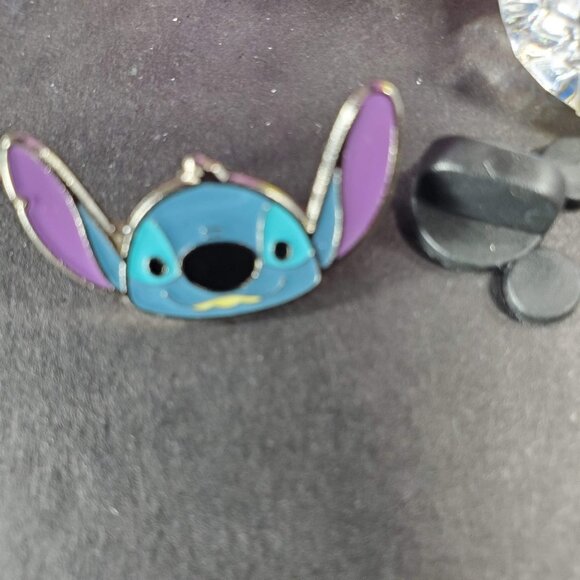 Disney Parks Mini LiLo and Toothy Blue Stitch Head Pin - Picture 1 of 3